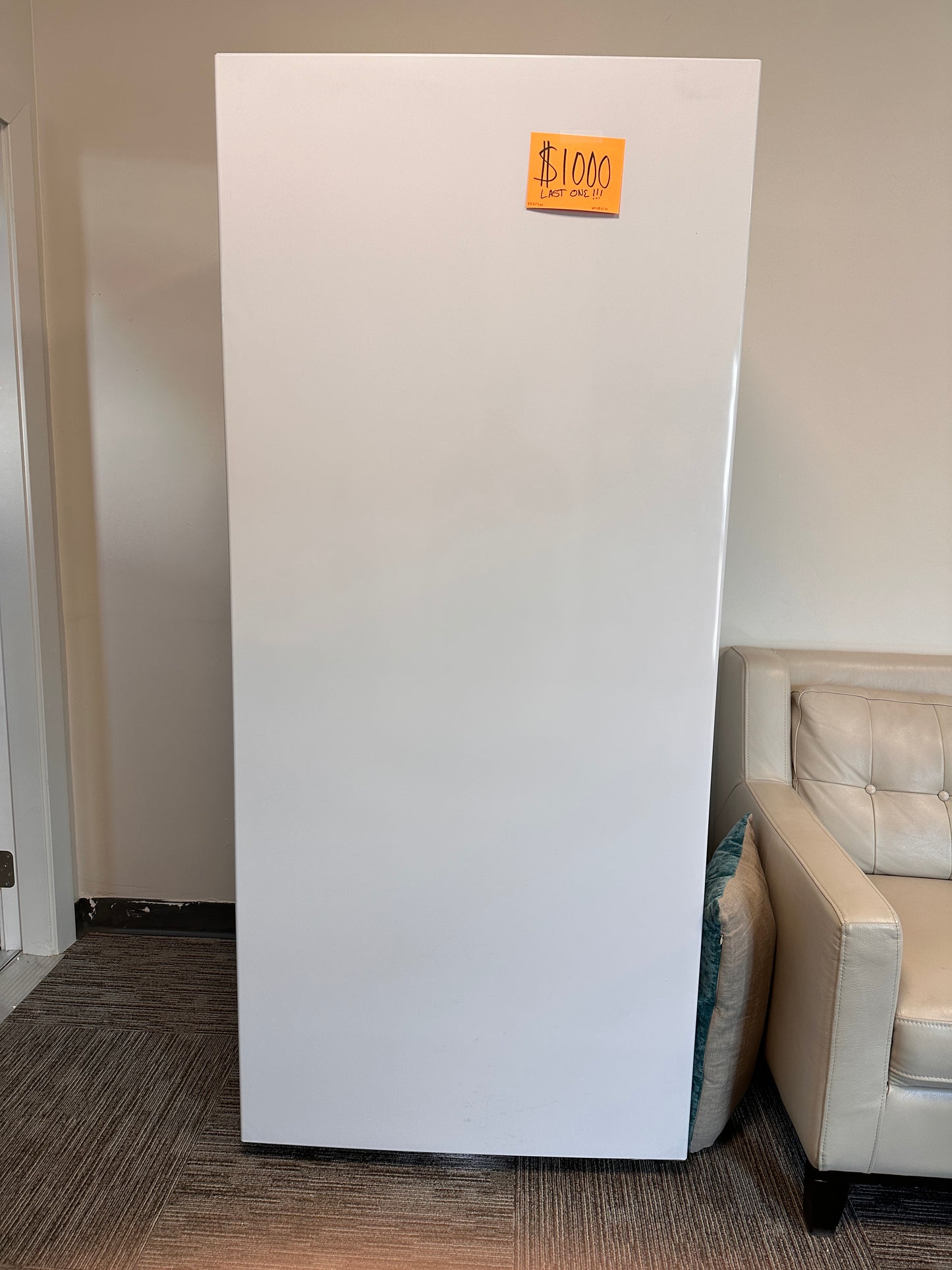 20.6 CU FT BRAND NEW UPRIGHT FREEZER - FRZ11200