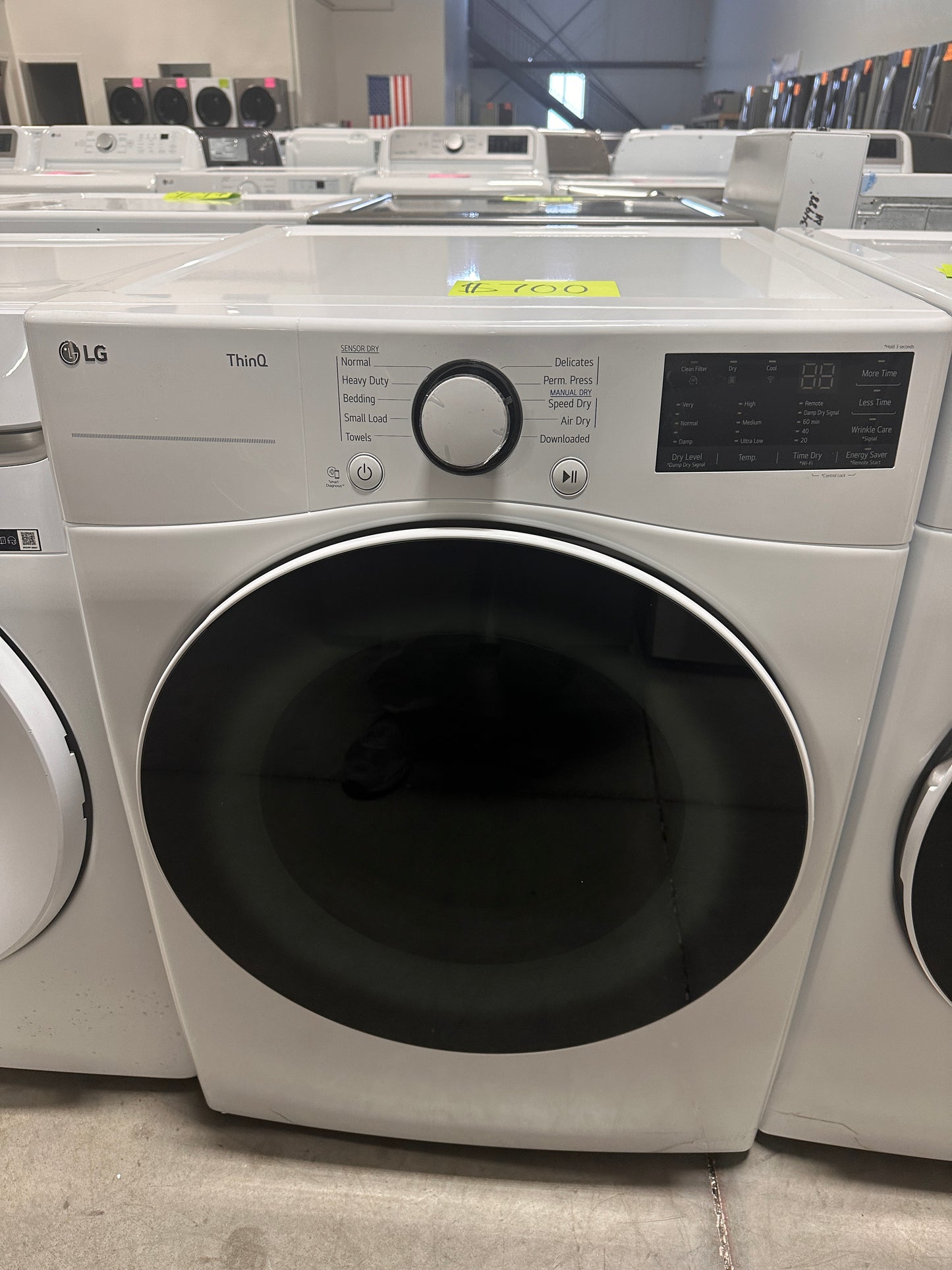 GREAT NEW SMART GAS DRYER - LG 7.4 CU FT DRYER - DRY12150