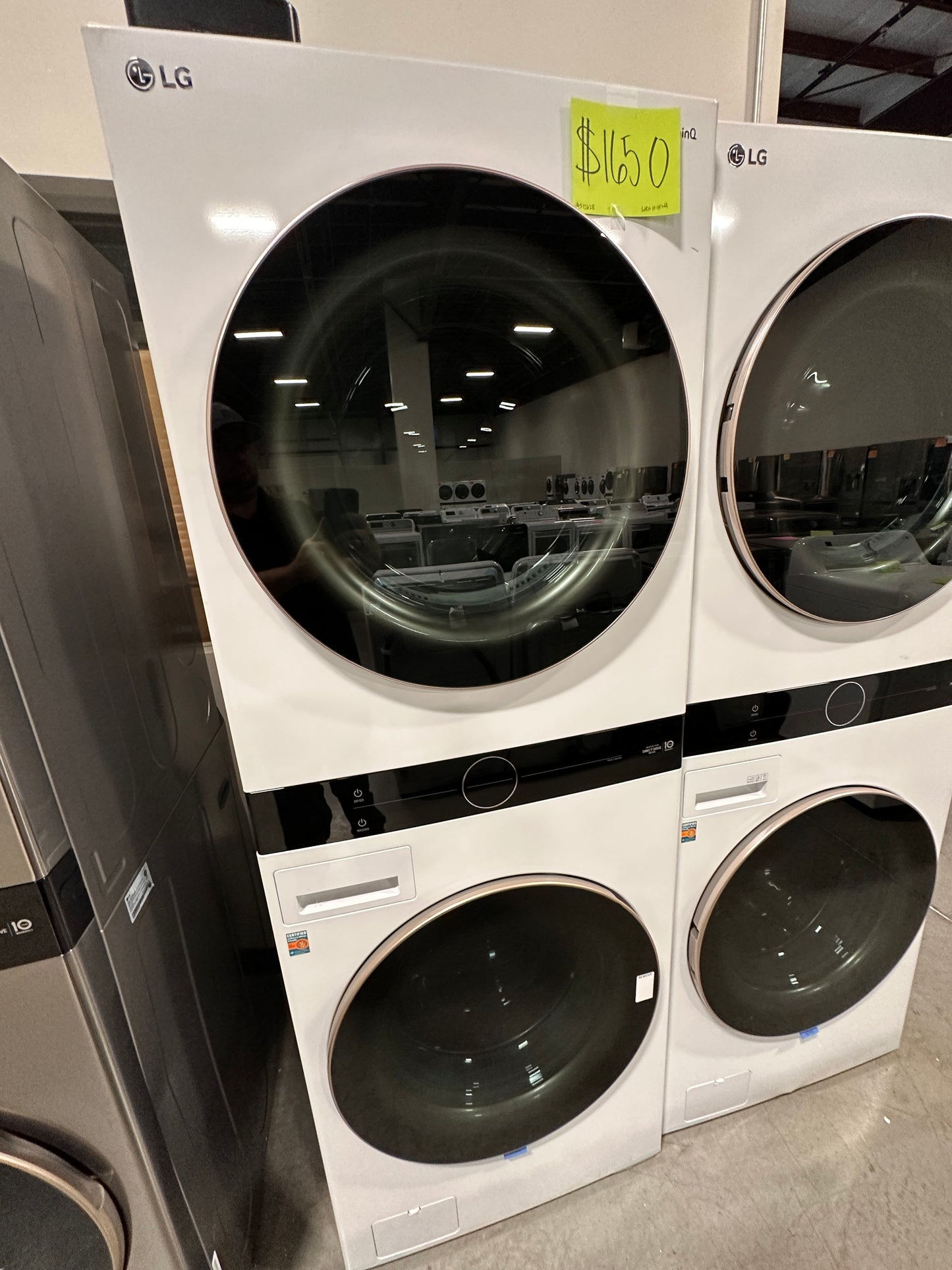 BRAND NEW LG SMART GAS DRYER WASHTOWER - WAS12628 WKG101HWA