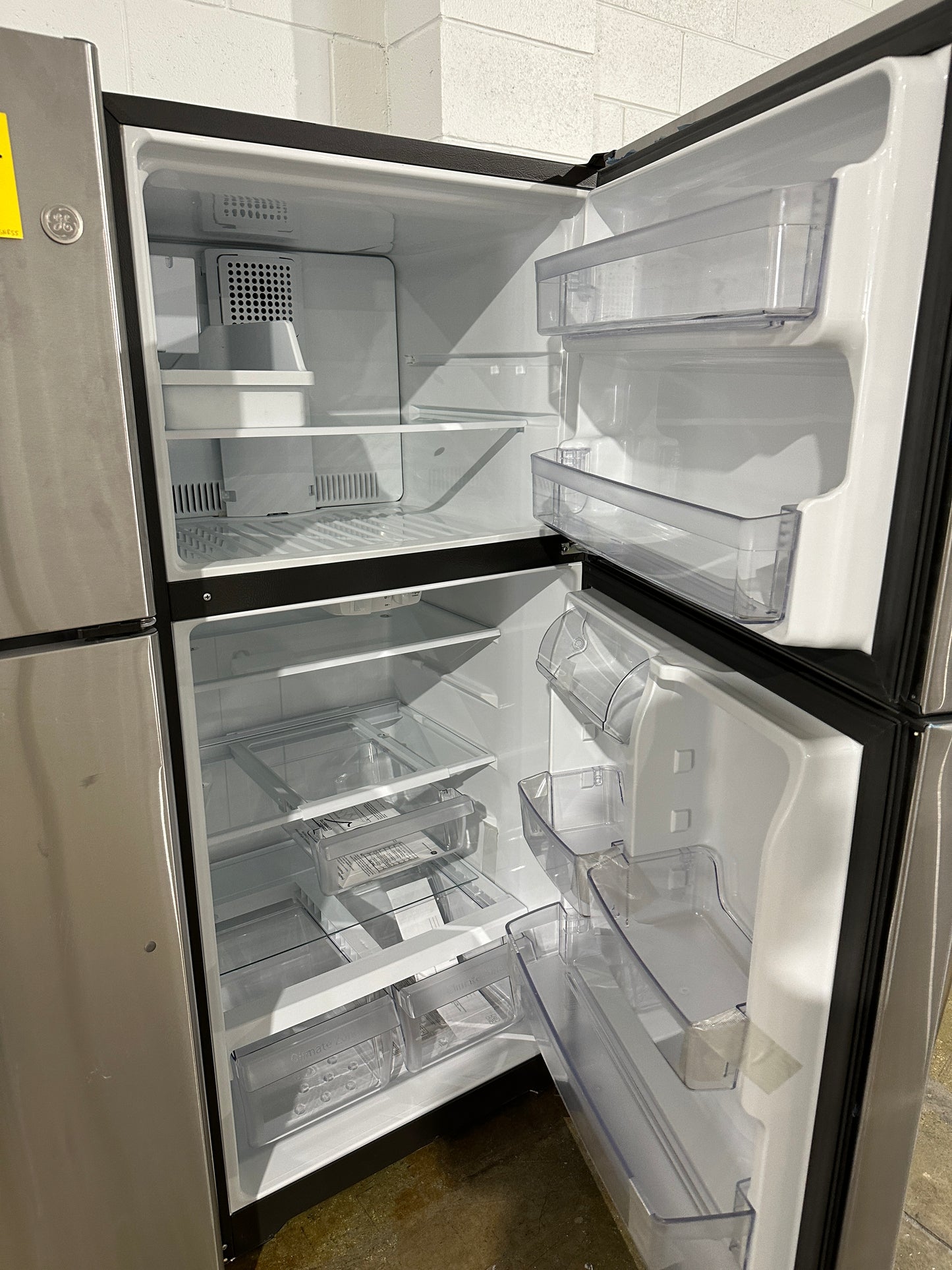 19.2 CU FT TOP FREEZER REFRIGERATOR - REF12032S GIE19JSNRSS