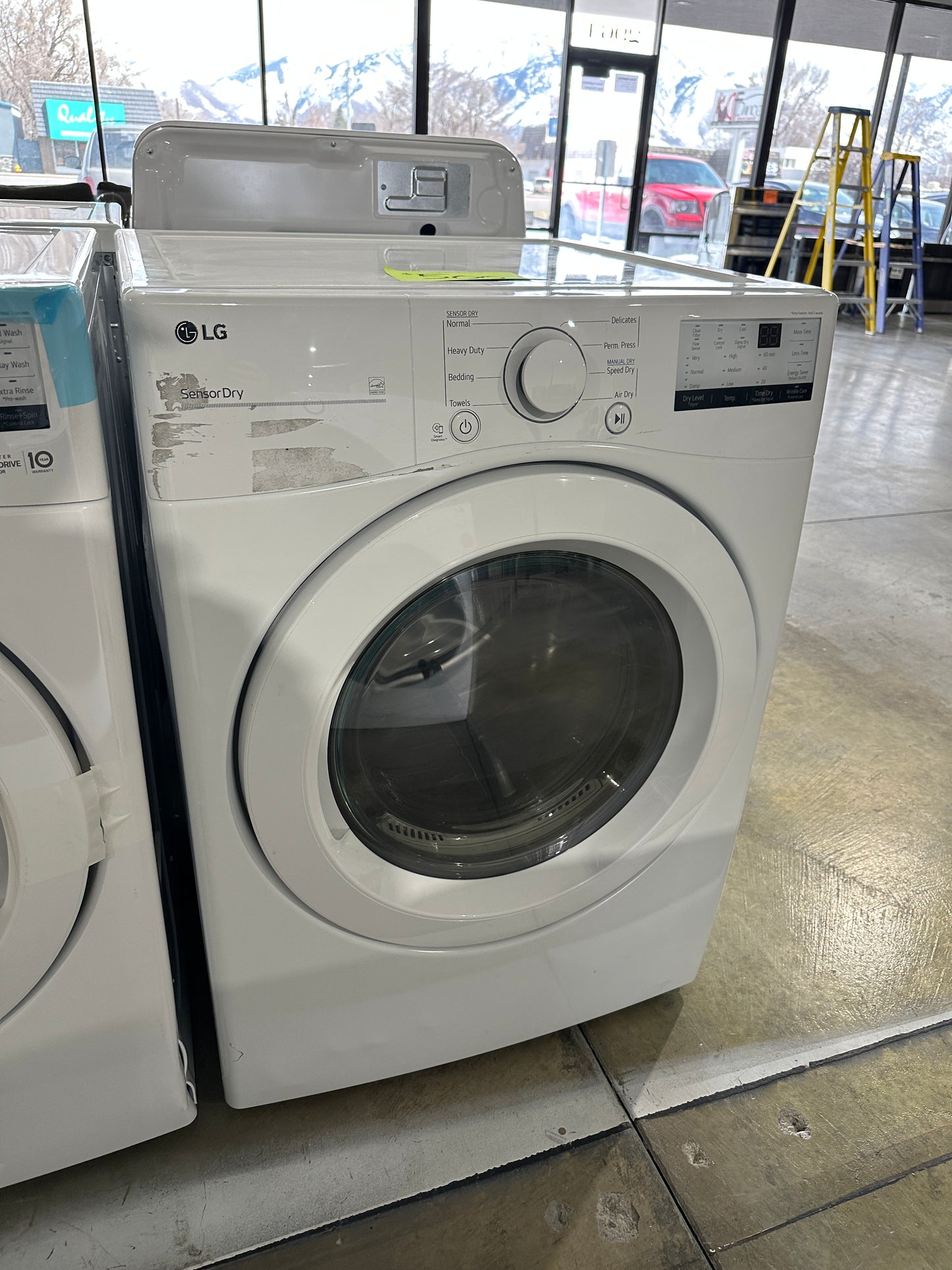 LG - 7.4 Cu. Ft. Stackable Gas Dryer with FlowSense - White Model:DLG3401W DRY11495S