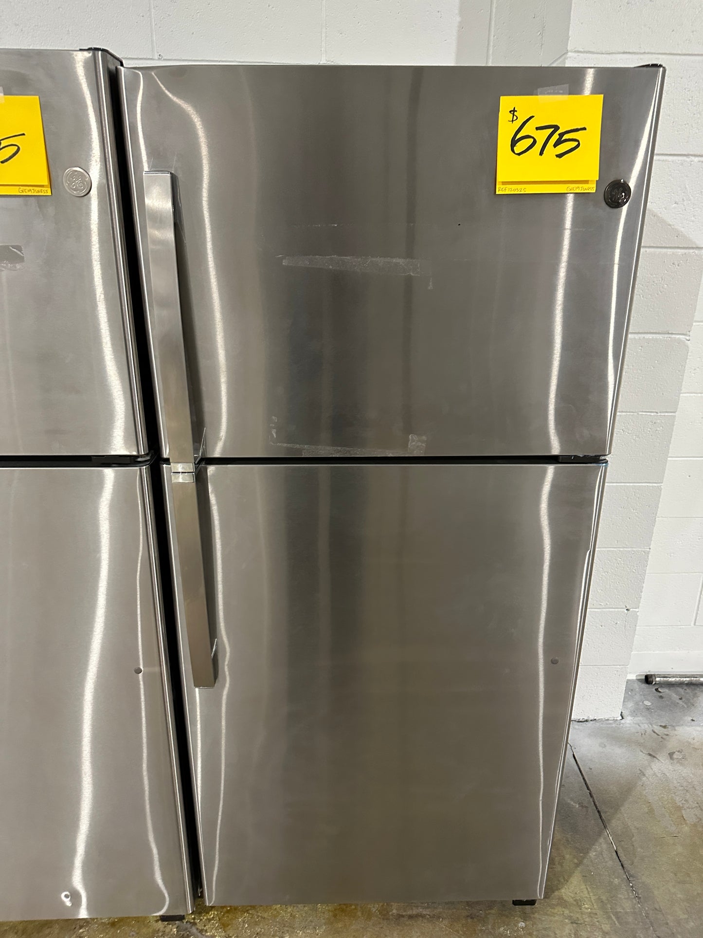 19.2 CU FT TOP FREEZER REFRIGERATOR - REF12032S GIE19JSNRSS