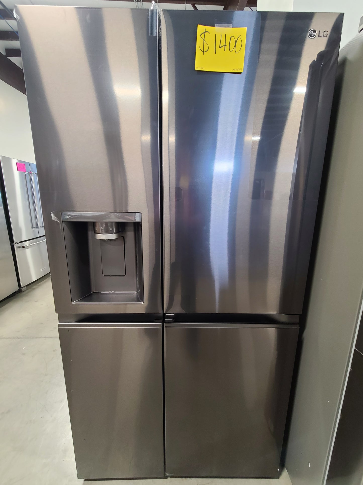 NEW LG SIDE BY SIDE SMOOTH BLACK REFRIGERATOR - REF12209