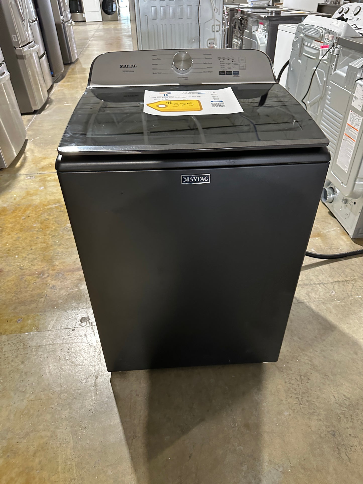 GORGEOUS NEW MAYTAG TOP LOAD WASHER with PET PRO SYSTEM MODEL: MVW6500MBK WAS12255S