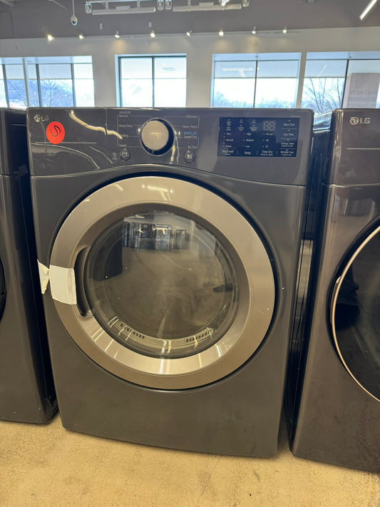 NEW LG ELECTRIC DRYER with WRINKLE CARE  MODEL: DLE3470M DRY10066R