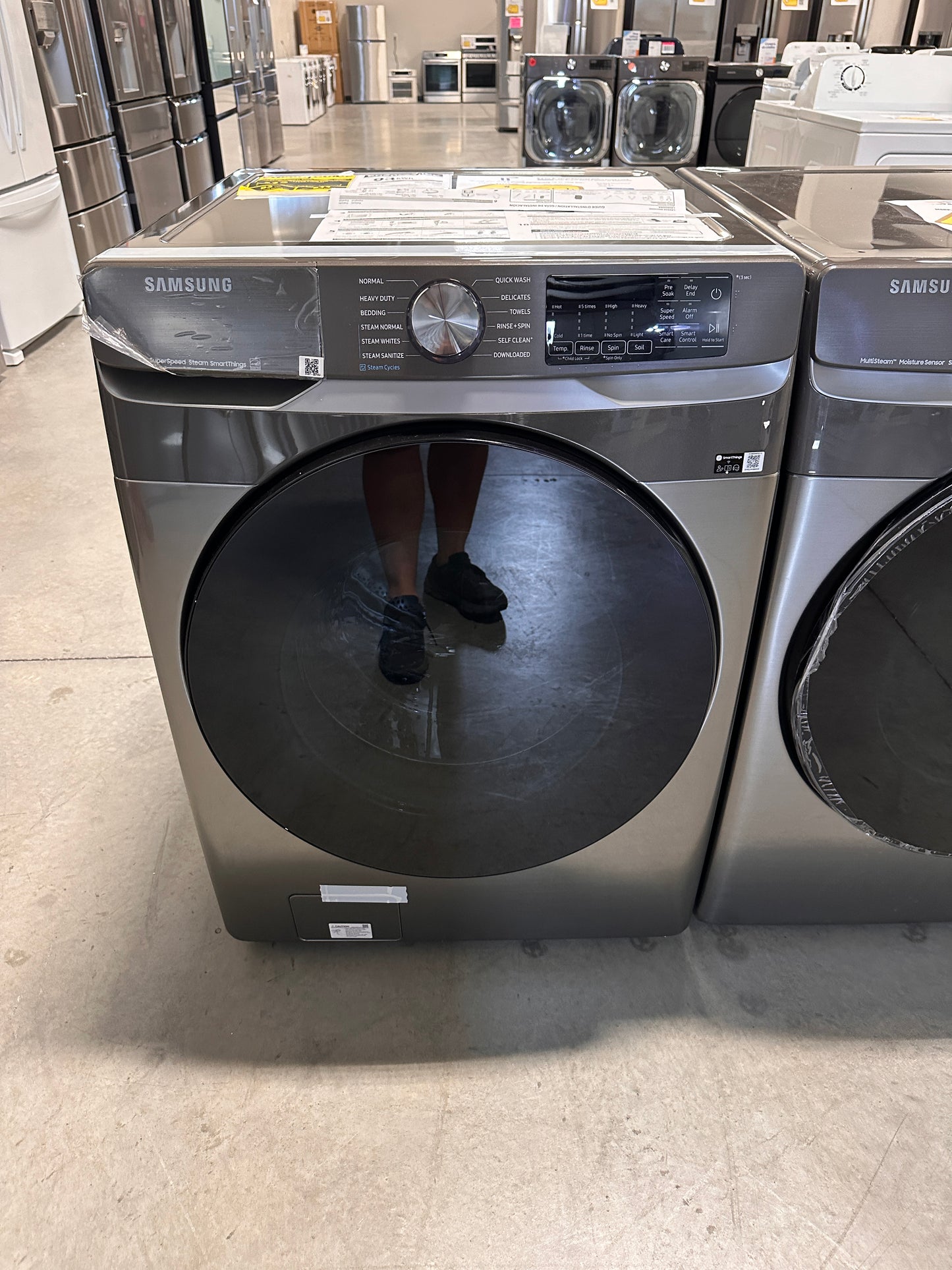 GREAT NEW SAMSUNG FRONT LOAD WASHER MODEL: WF45B6300AP/US WAS13399