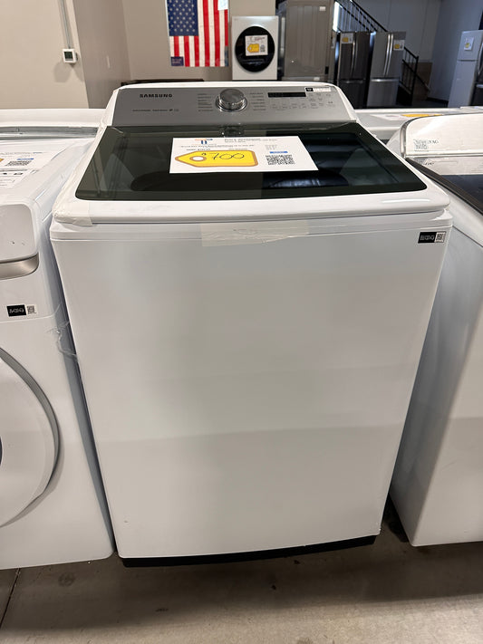 BEAUTIFUL BRAND NEW TOP LOD SAMSUNG WASHER MODEL: WA50R5400AW/US WAS13398