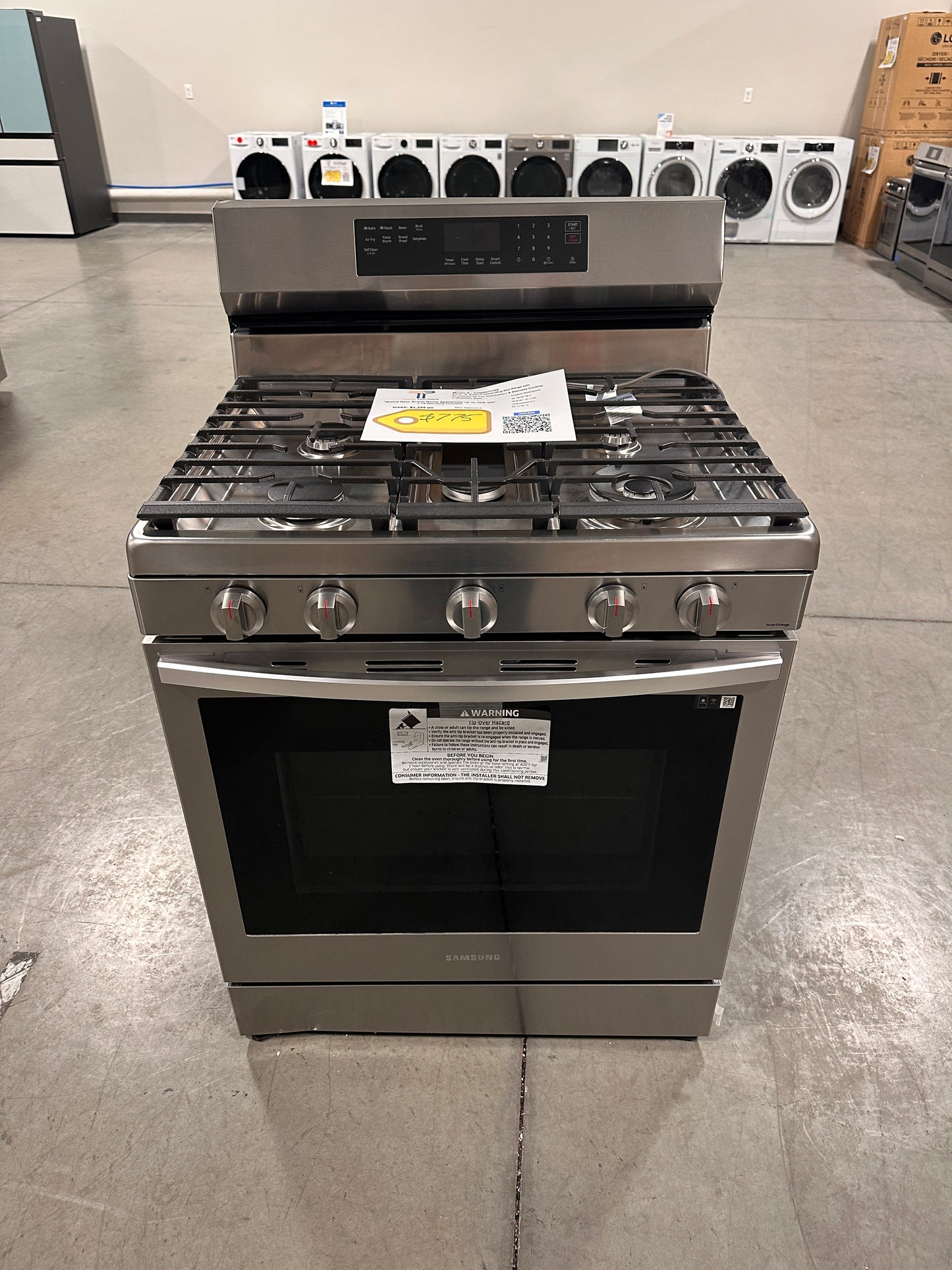 GREAT NEW SAMSUNG GAS RANGE MODEL: NX60A6711SS/AA RAG11913