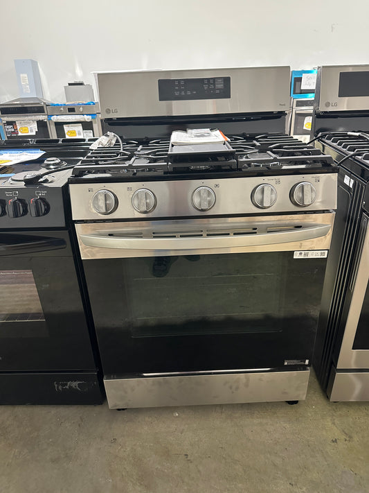 BRAND NEW! LG 5.8-Cu. ft. Gas Convection Smart Range with AirFry MODEL: LRGL5823S RAG1655S