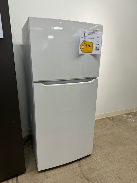 GREAT NEW FRIGIDAIRE TOP FREEZER REFRIGERATOR MODEL: FFTR1835VW REF10133R