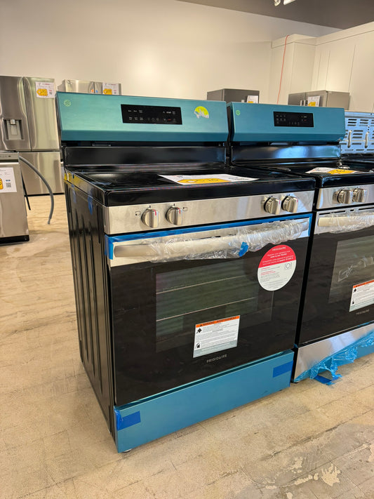 GORGEOUS NEW ELECTRIC RANGE with EVEN TEMP MODEL: FCRE3062AS RAG10040R