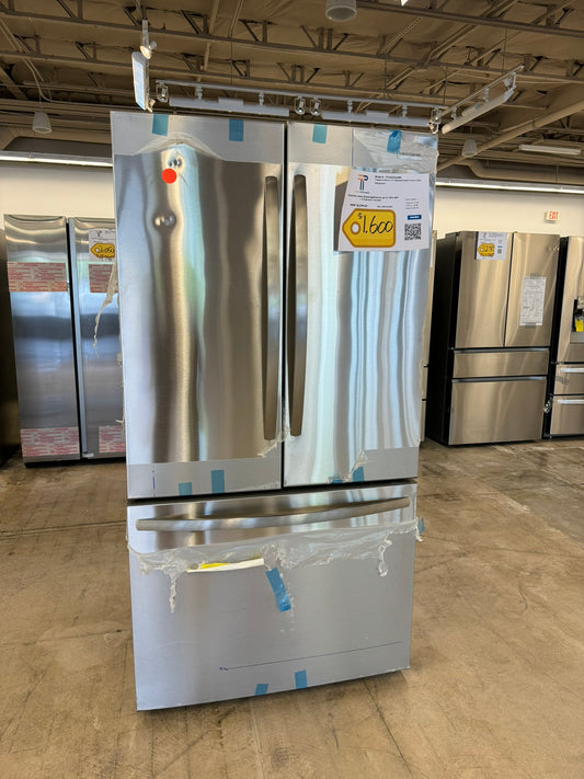 GREAT NEW FRIGIDAIRE FRENCH DOOR REFRIGERATOR MODEL: FRFN2823AS REF10130R