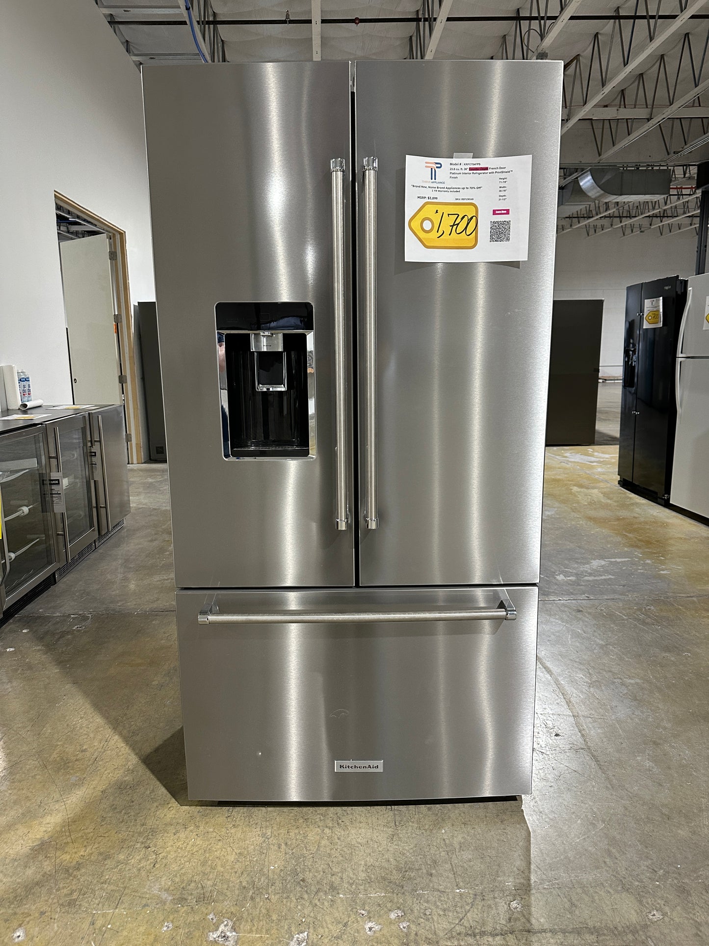 ABSOLUTELY GORGEOUS COUNTER DEPTH KITCHENAID REFRIGERATOR MODEL: KRFC704FPS REF13816S