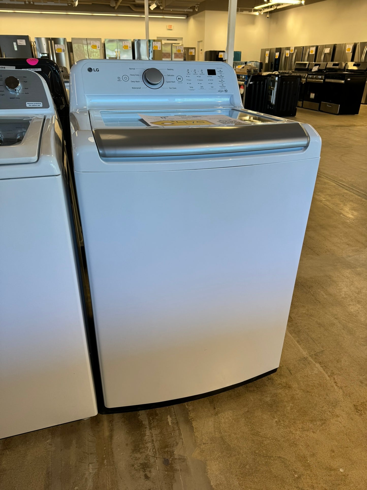 GORGEOUS NEW LG TOP LOAD WASHER MODEL: WT7150CW WAS10137R