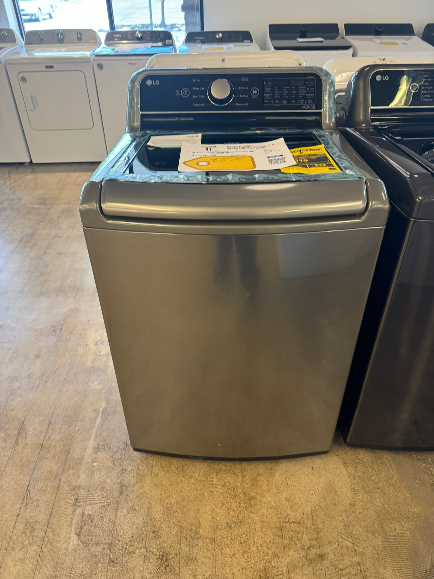 BRAND NEW TOP LOAD LG SMART WASHING MACHINE MODEL: WT7400CV WAS10136R