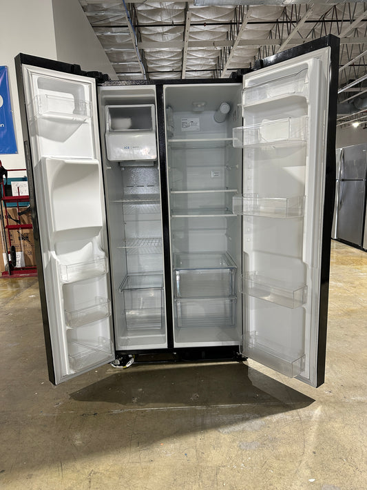 NEW! Frigidaire 25.6 Cu. Ft. Standard Depth Side-by-Side Refrigerator MODEL: FRSS2623AB REF13841S