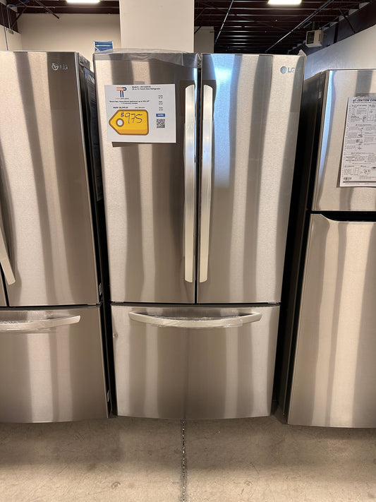 BEAUTIFUL BRAND NEW LG FRENCH DOOR REFRIGERATOR with ICE MAKER MODEL: LRFCS25D3S REF13394