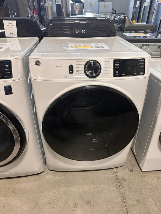 GE - 7.8 Cu. Ft. 10-Cycle Gas Dryer - White  MODEL: GFD55GSSNWW  DRY12722
