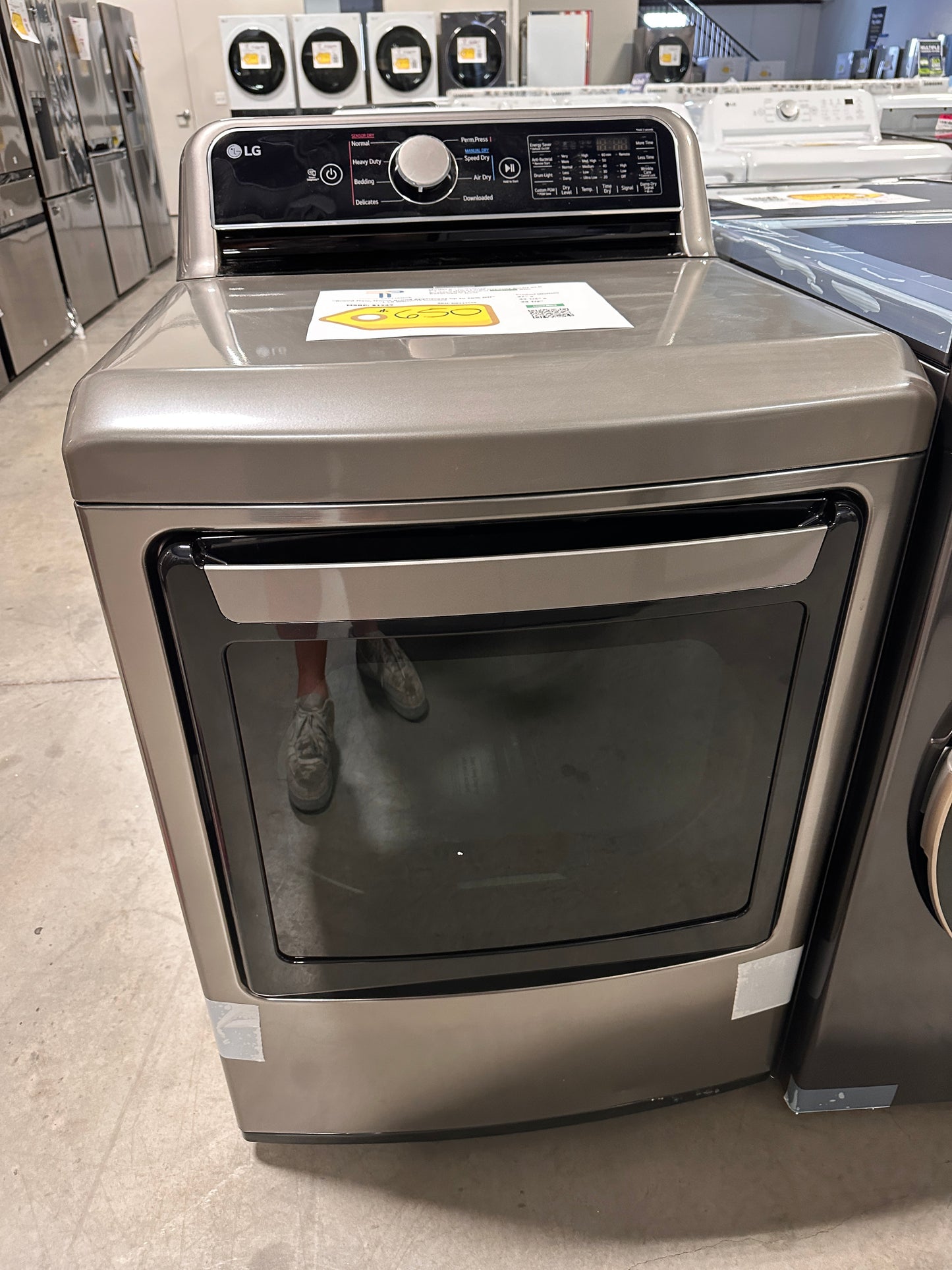 GREAT NEW LG SMART GAS DRYER MODEL: DLG7401VE DRY12698