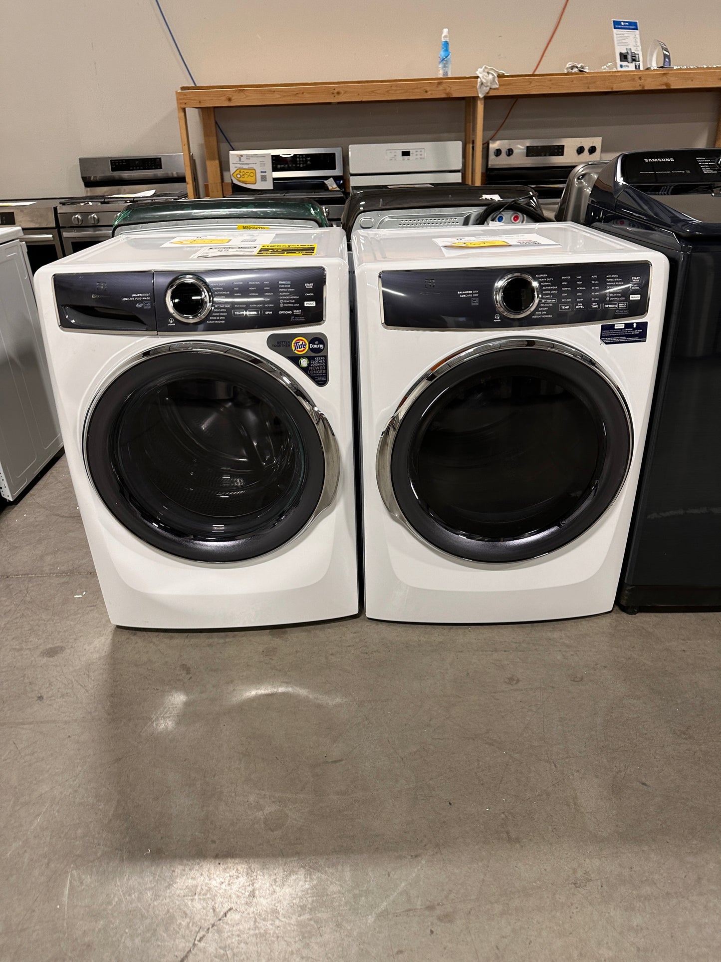 BRAND NEW ELECTROLUX STACKABLE LAUNDRY SET WAS13489 DRY12716