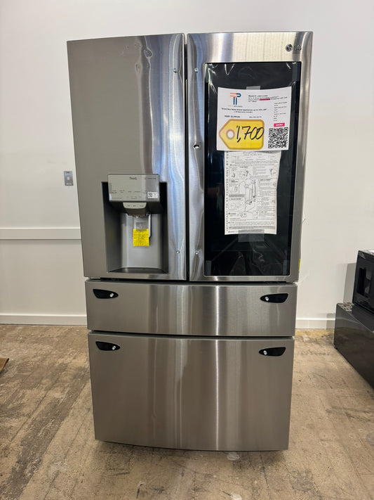 NEW! Smart Instaview Door-In-Door Counter-Depth Refrigerator With Craft Ice  MODEL: LRMVC2306S  REF10277R