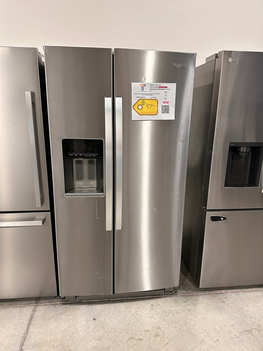 GREAT NEW WHIRLPOOL COUNTER-DEPTH REFRIGERATOR MODEL: WRS571CIHZ REF13491