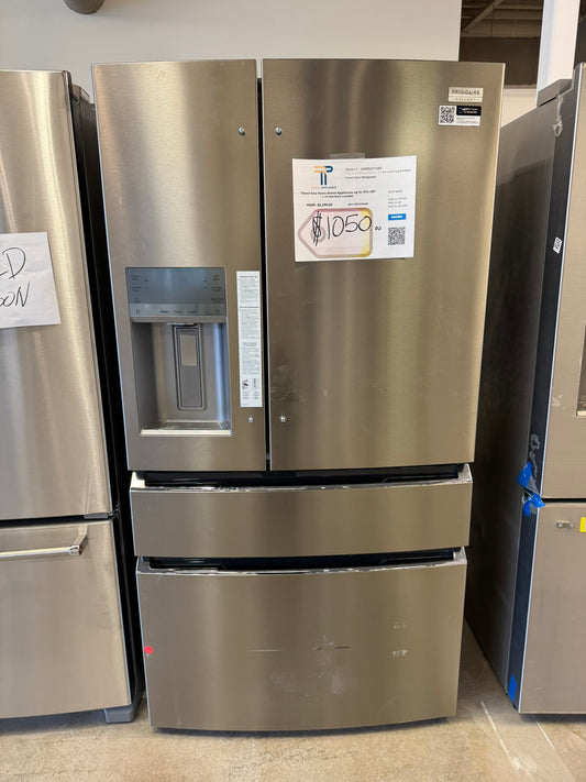 NEW! Frigidaire Gallery 4-Door French Door Refrigerator  MODEL: GRMS2773AF  REF10343R