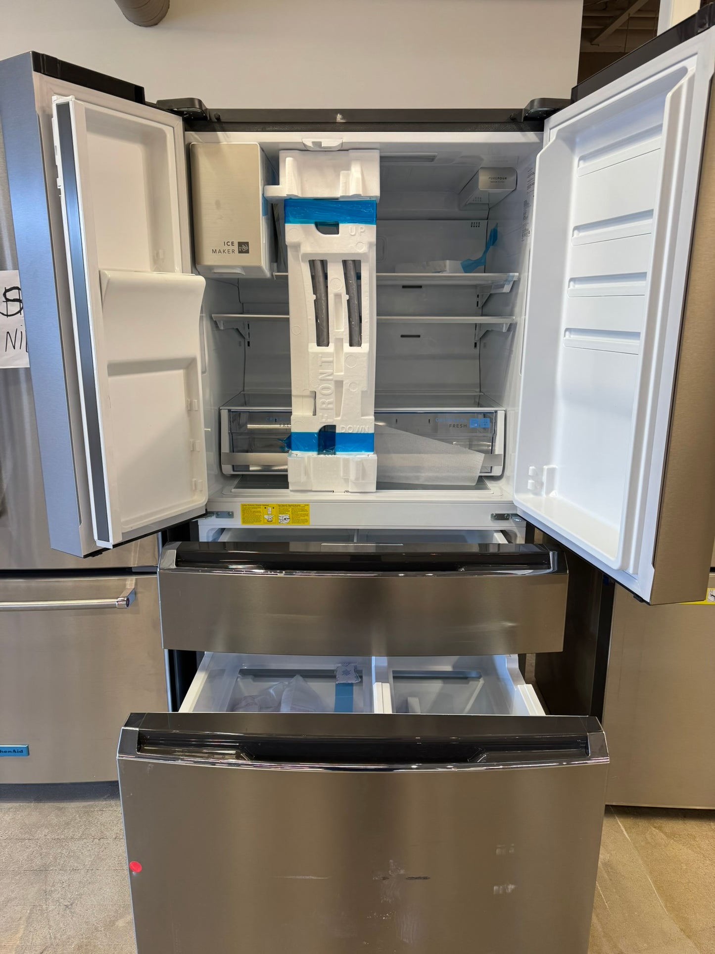 NEW! Frigidaire Gallery 4-Door French Door Refrigerator  MODEL: GRMS2773AF  REF10343R