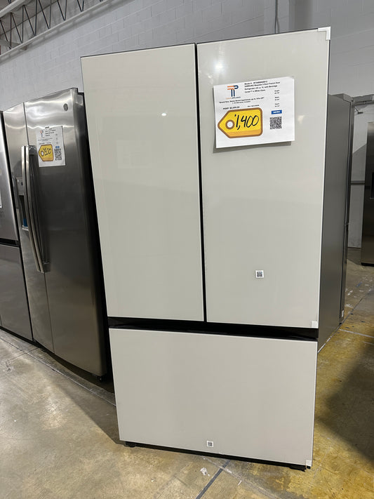 NEW! Samsung Bespoke 3-Door French Door Refrigerator with Beverage Center  MODEL: RF30BB660012  REF13929S