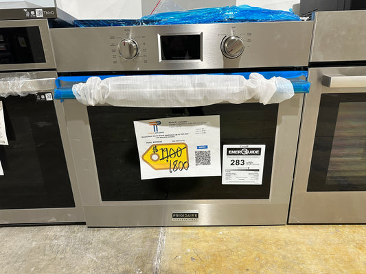 GREAT NEW FRIGIDAIRE PROFESSIONAL SINGLE WALL OVEN MODEL: PCWS3080AF WOV11179S
