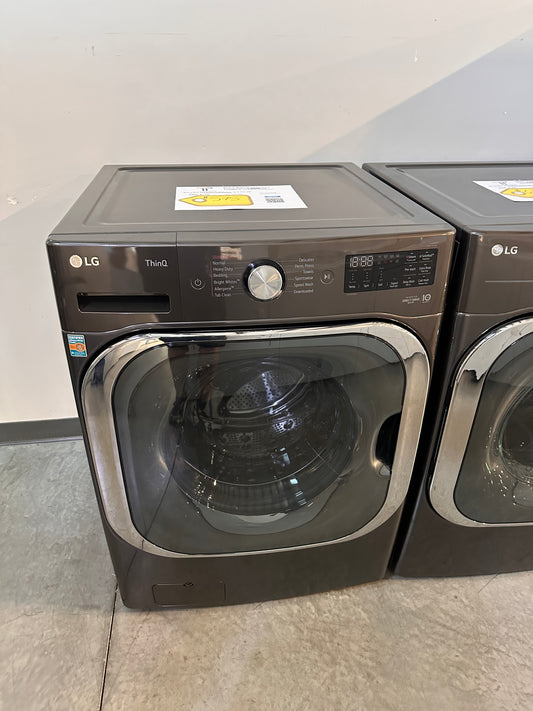 GREAT NEW STACKABLE SMART FRONT LOAD LG WASHER MODEL: WM8900HBA WAS13593