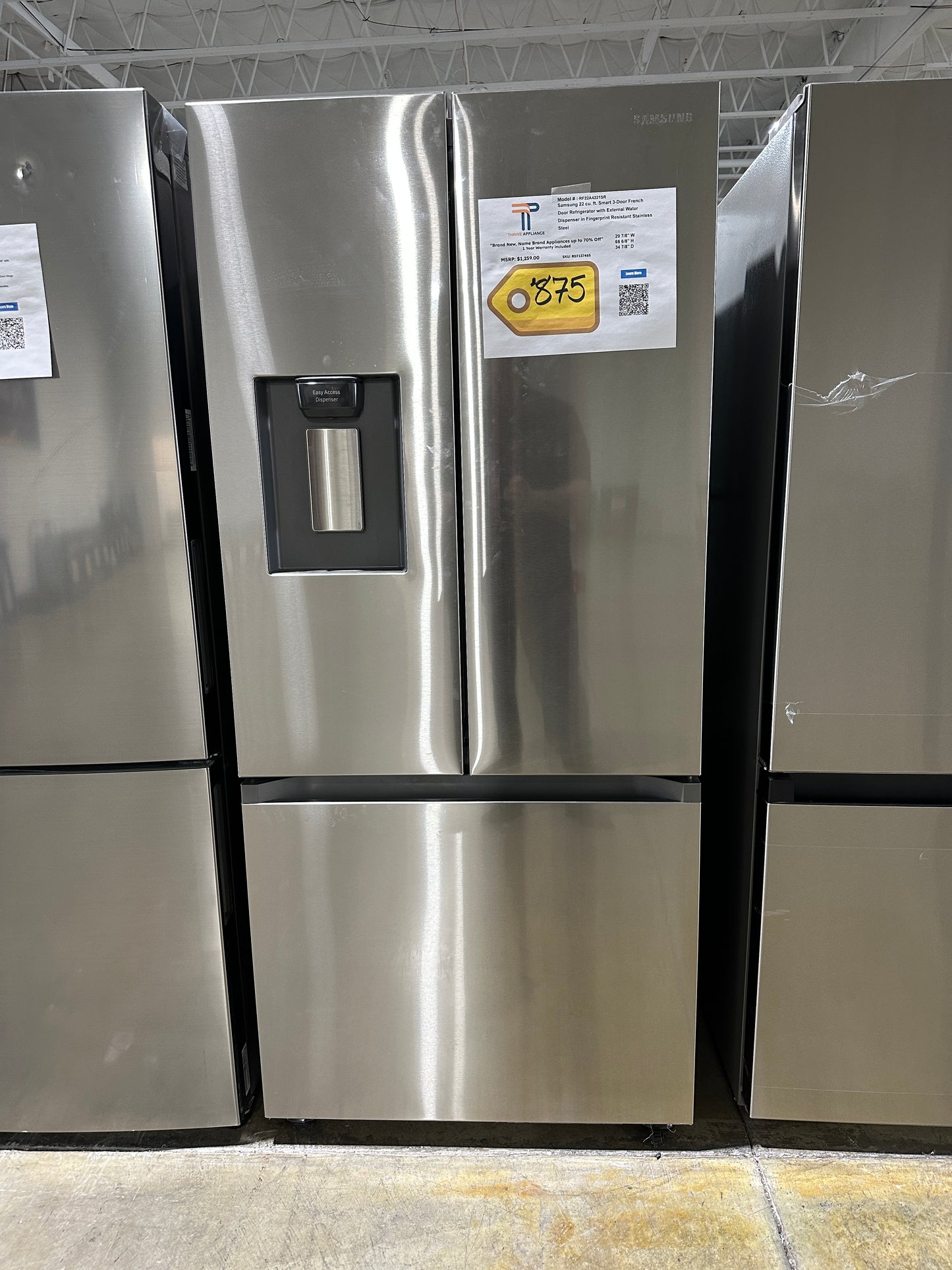 GREAT NEW SAMSUNG 3-DOOR FRENCH DOOR SMART REFRIGERATOR Model: RF22A4221SR REF13746S