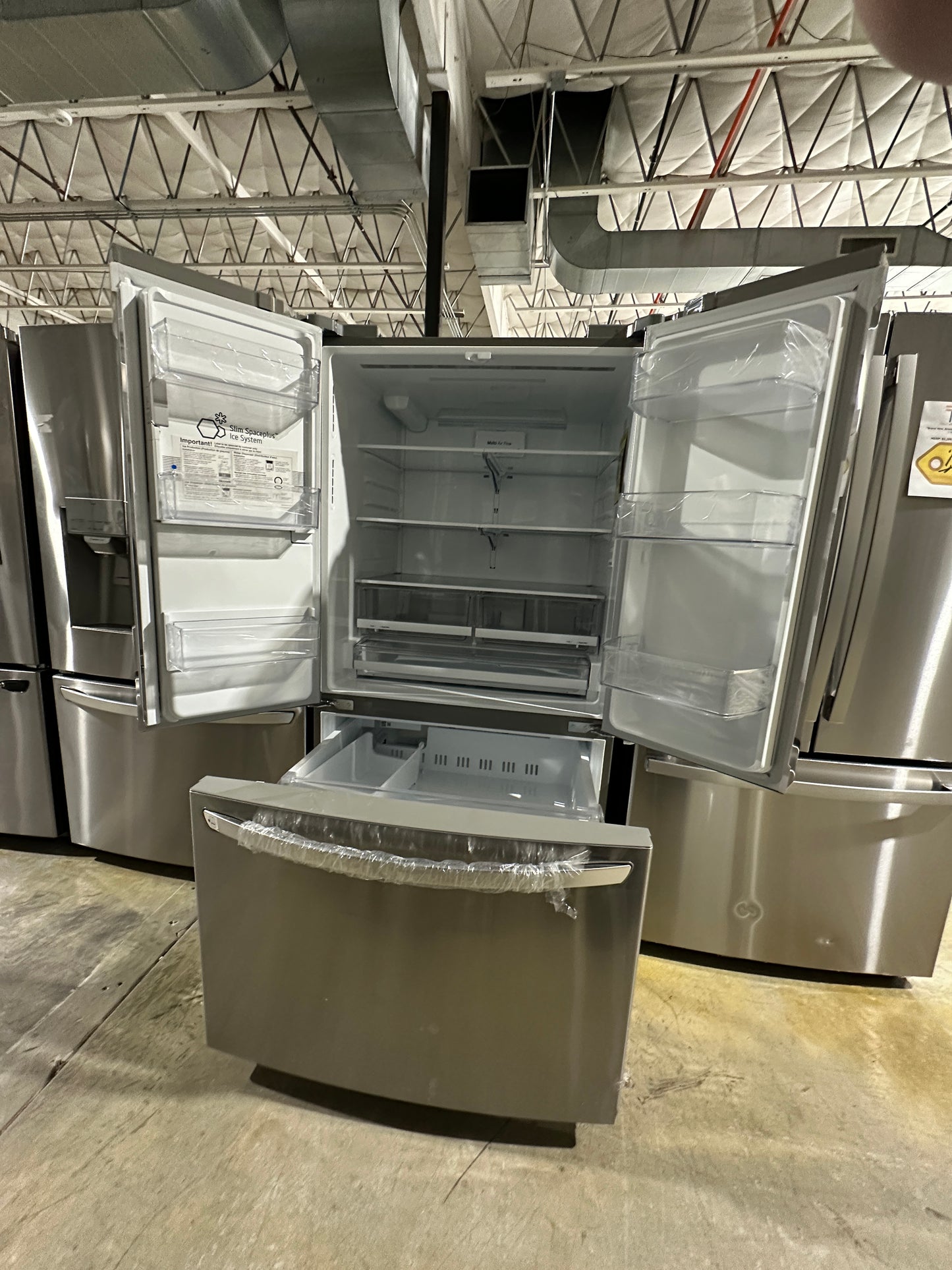 BRAND NEW LG 17.7 CU FT SMART FRENCH DOOR REFRIGERATOR MODEL: LHFS28XBS REF12457S