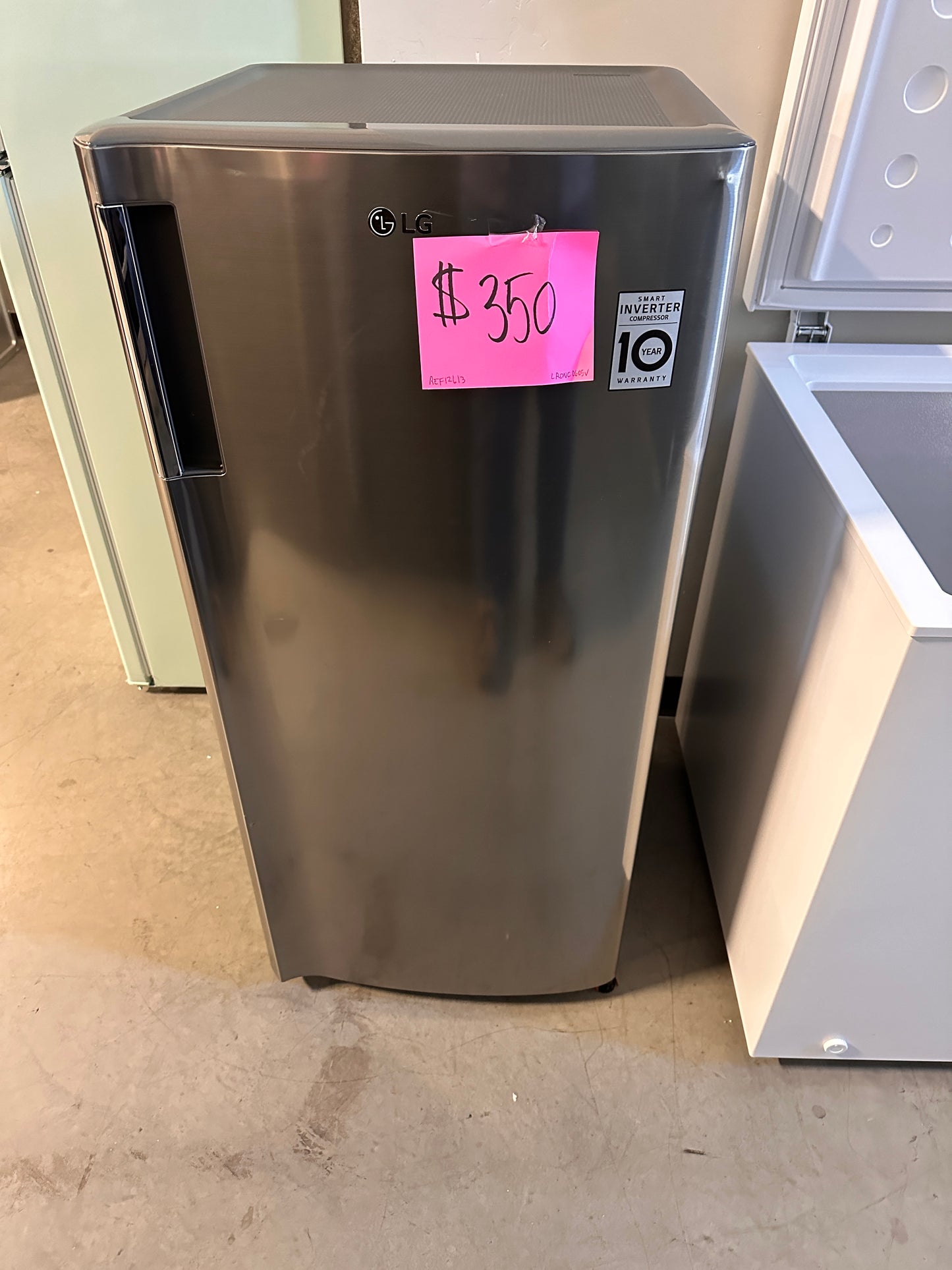 5.79 CU FT TOP FREEZER LG REFRIGERATOR - REF12613 Model:LRONC0605V