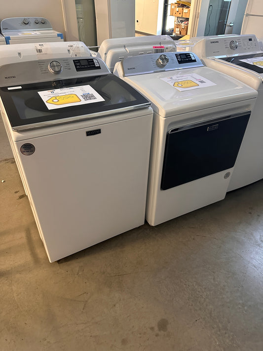 GREAT NEW MAYTAG SMART LAUNDRY SET WAS13570 DRY12799