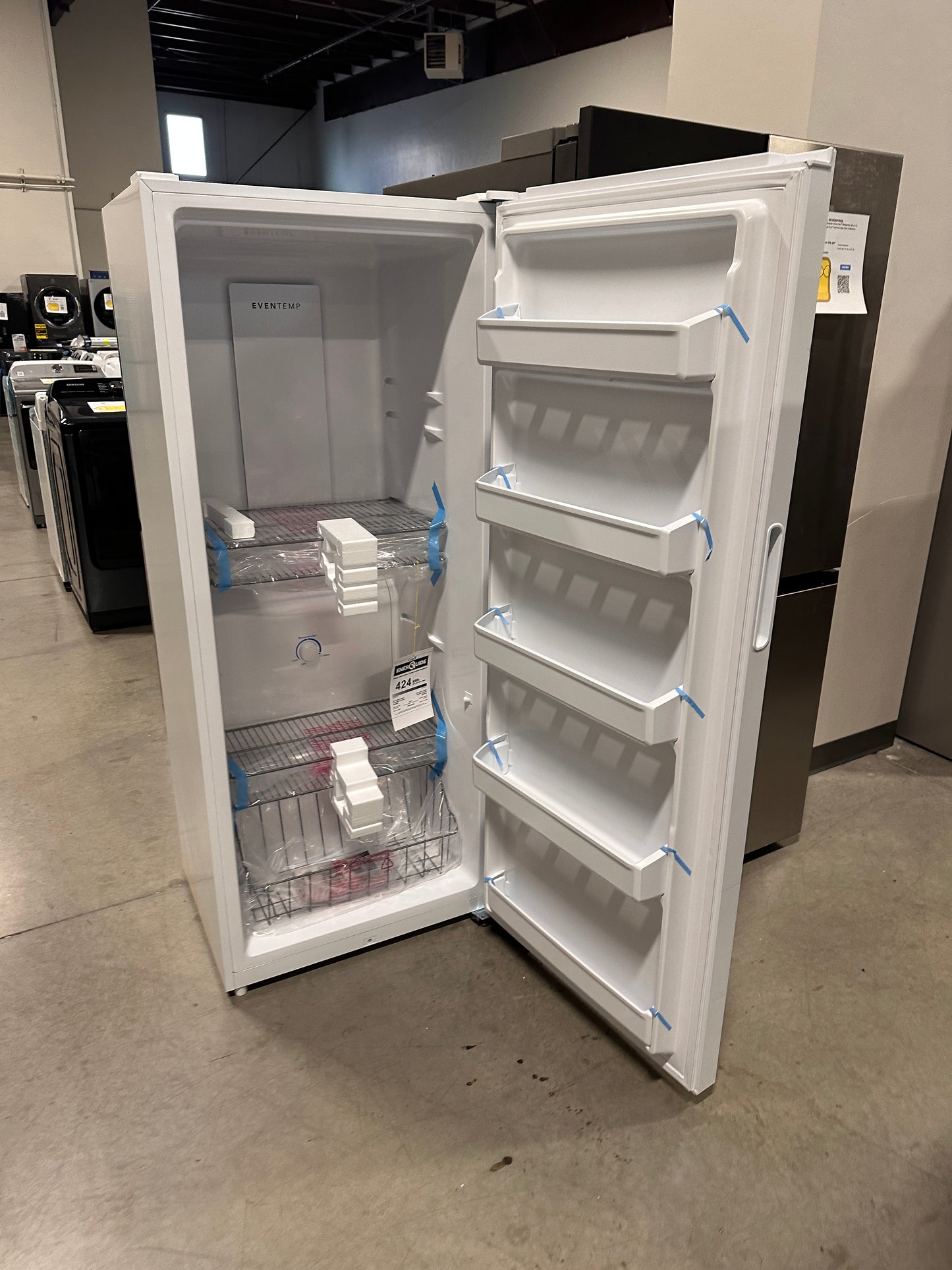 GORGEOUS NEW FROST-FREE UPRIGHT FRIGIDAIRE FREEZER MODEL: FFFU13F2VW FRZ11251