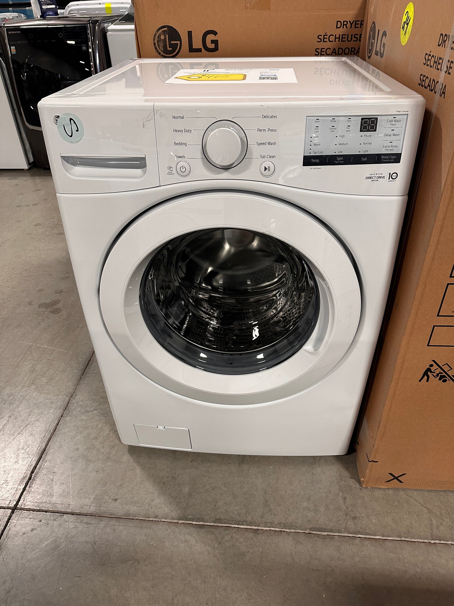 BRAND NEW LG STACKABLE FRONT LOAD WASHER Model: WM3400CW WAS13611