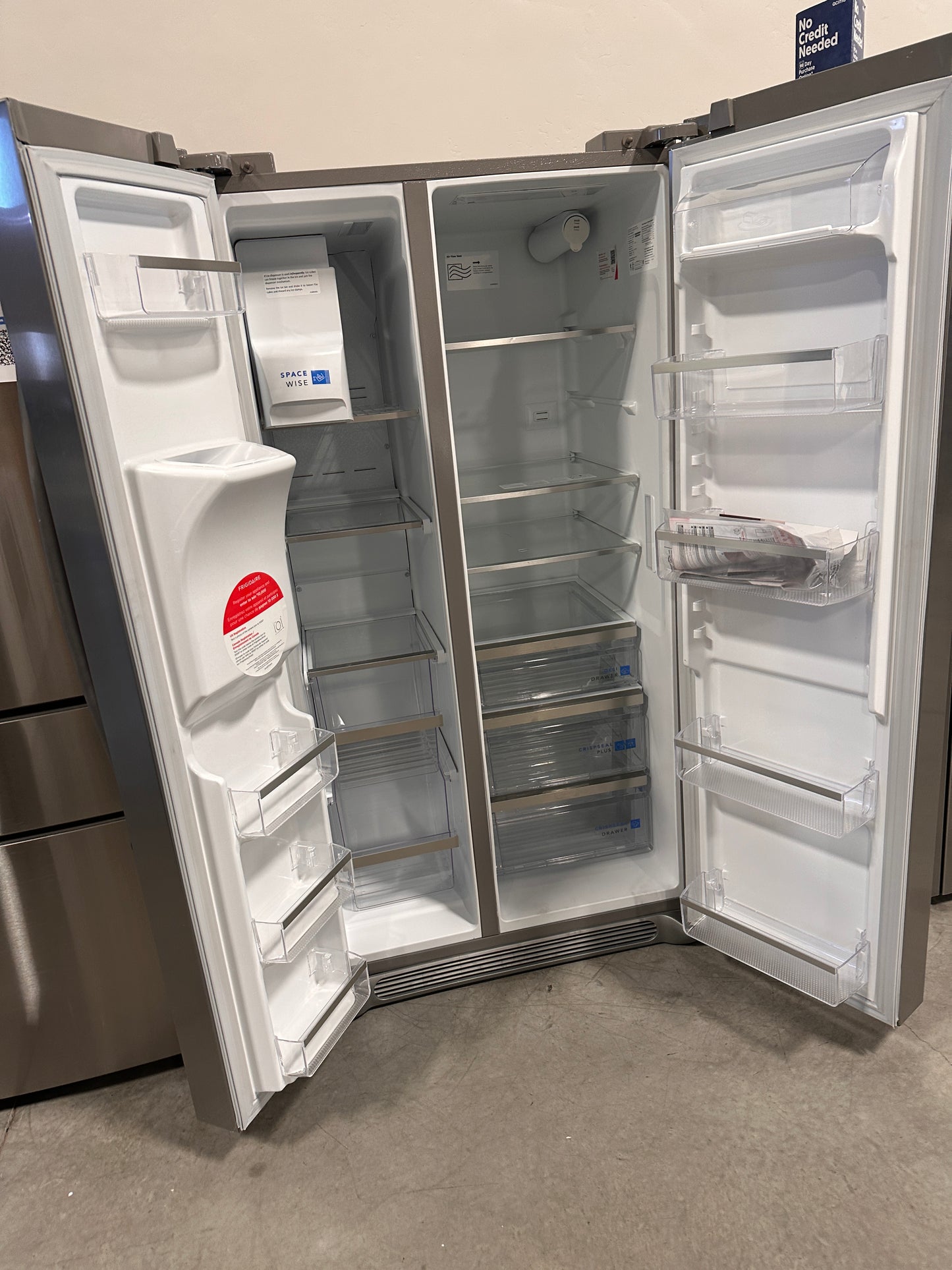 NEW FRIGIDAIRE GALLERY SIDE BY SIDE REFRIGERATOR MODEL: GRSS2652AF REF13447