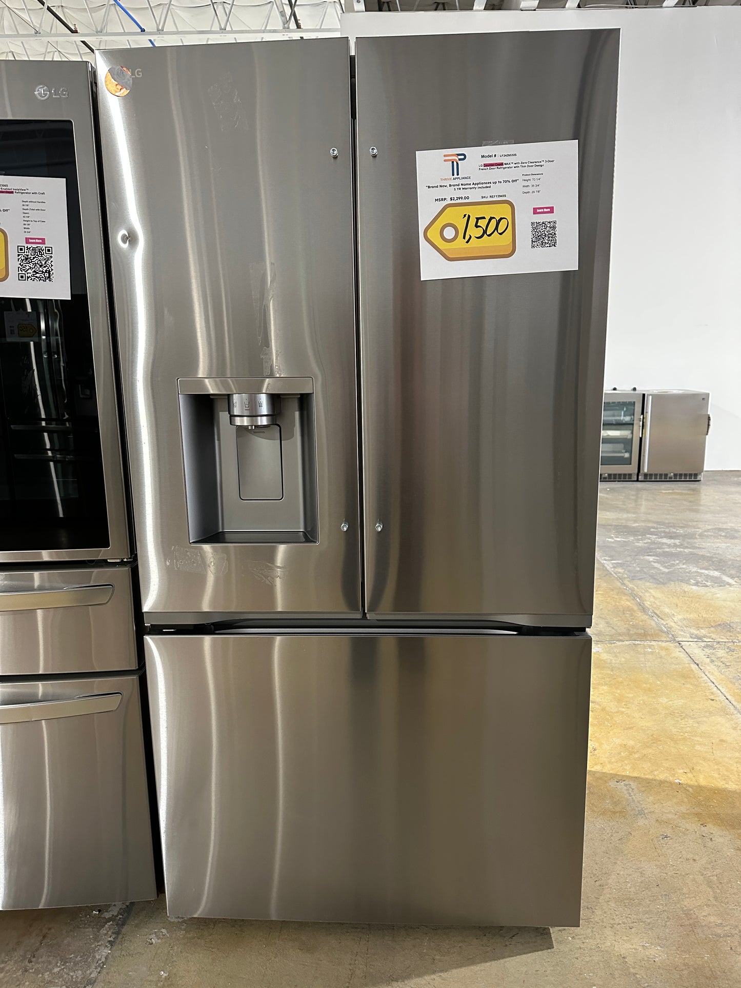 GORGEOUS NEW COUNTER DEPTH LG REFRIGERATOR WITH THIN DOOR DESIGN MODEL: LF24Z6530S  REF13945S