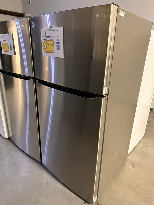 BEAUTIFUL BRAND NEW STAINLESS STEEL LG REFRIGERATOR Model: LHTNS2403S REF13579