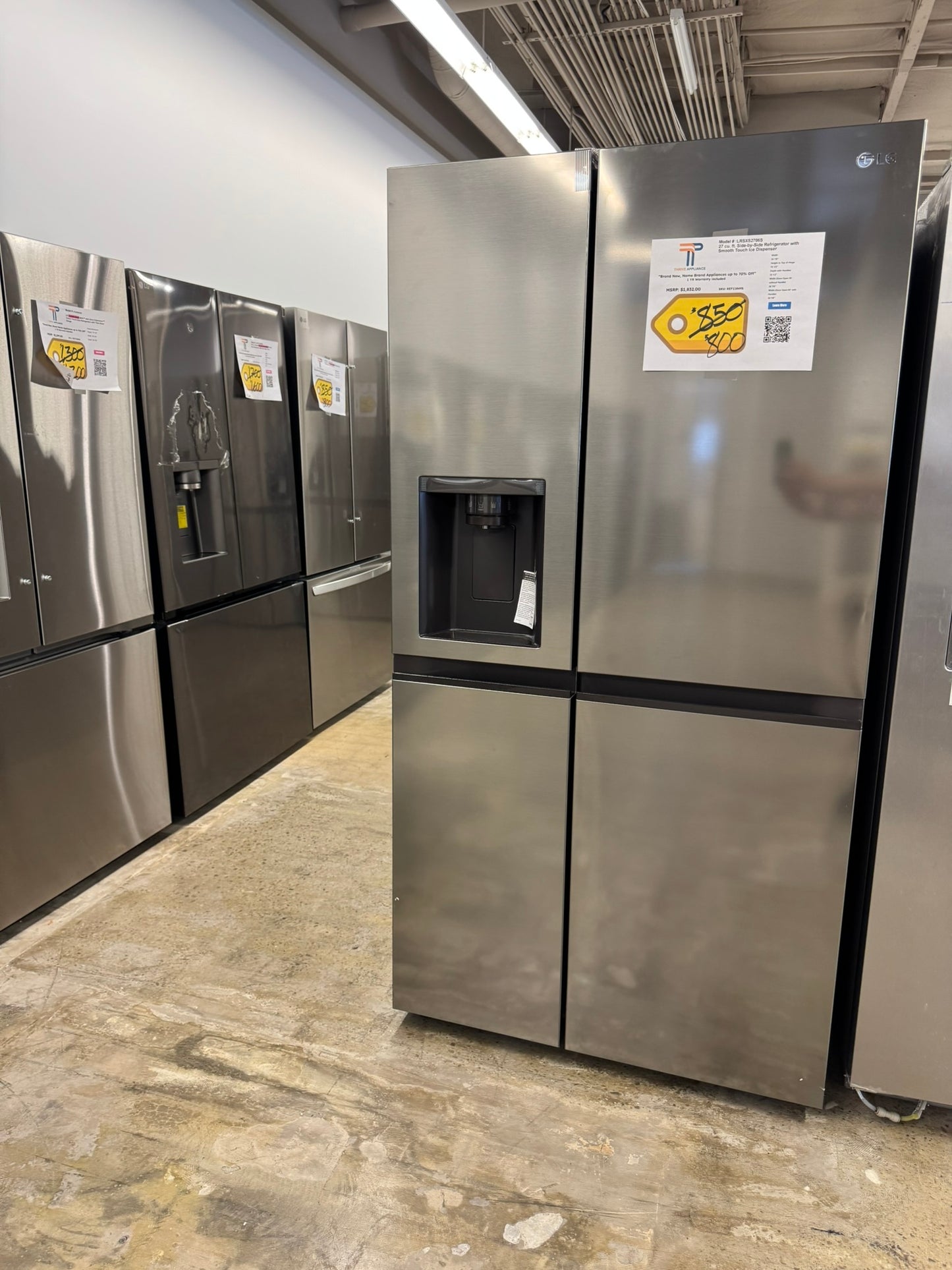BEAUTIFUL SIDE-BY-SIDE LG REFRIGERATOR MODEL: LRSXS2706V  REF11849S