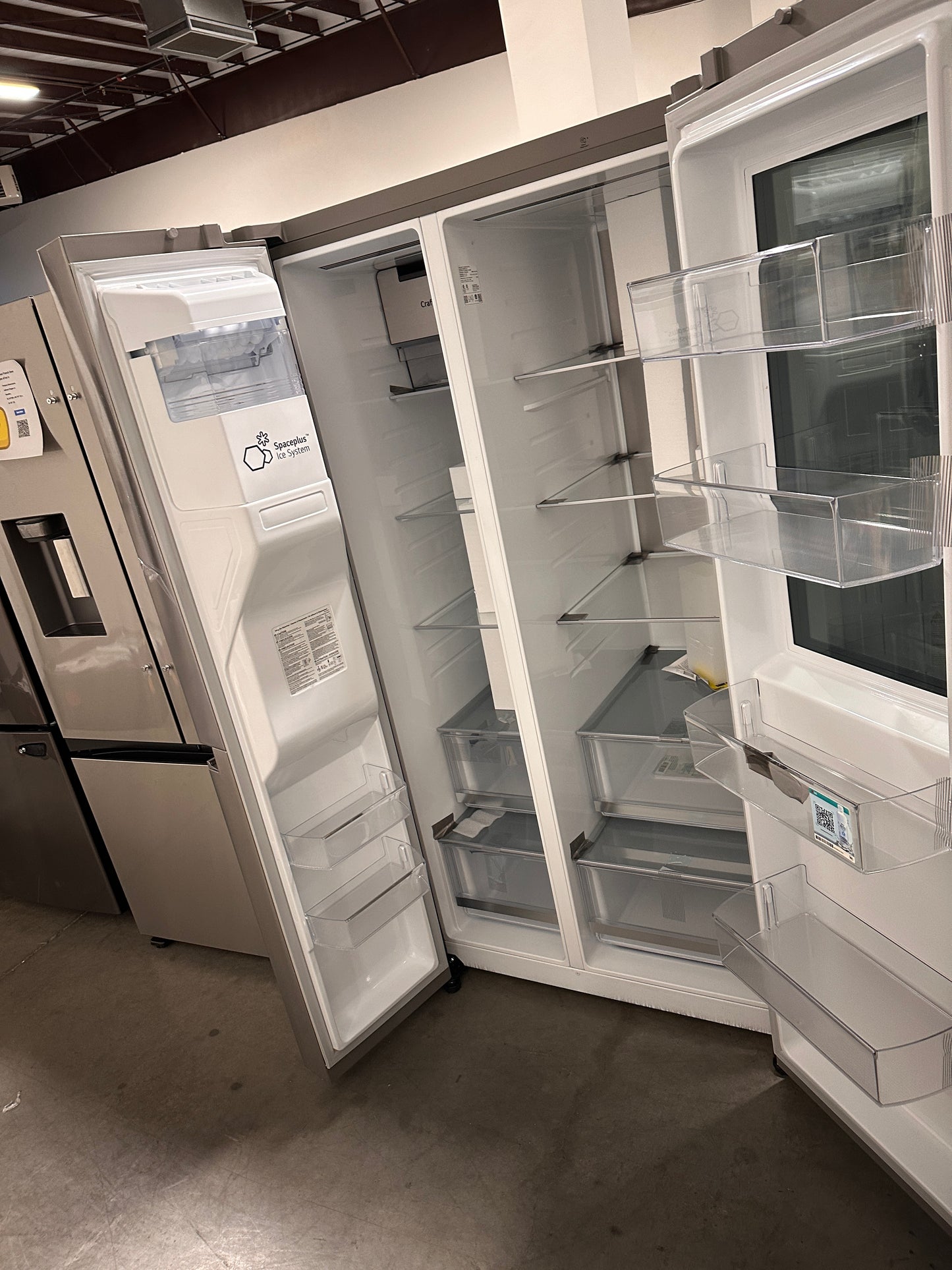 NEW LG 27 Cu. Ft. Side-by-Side InstaView Refrigerator Model: LRSOS2706S REF13604