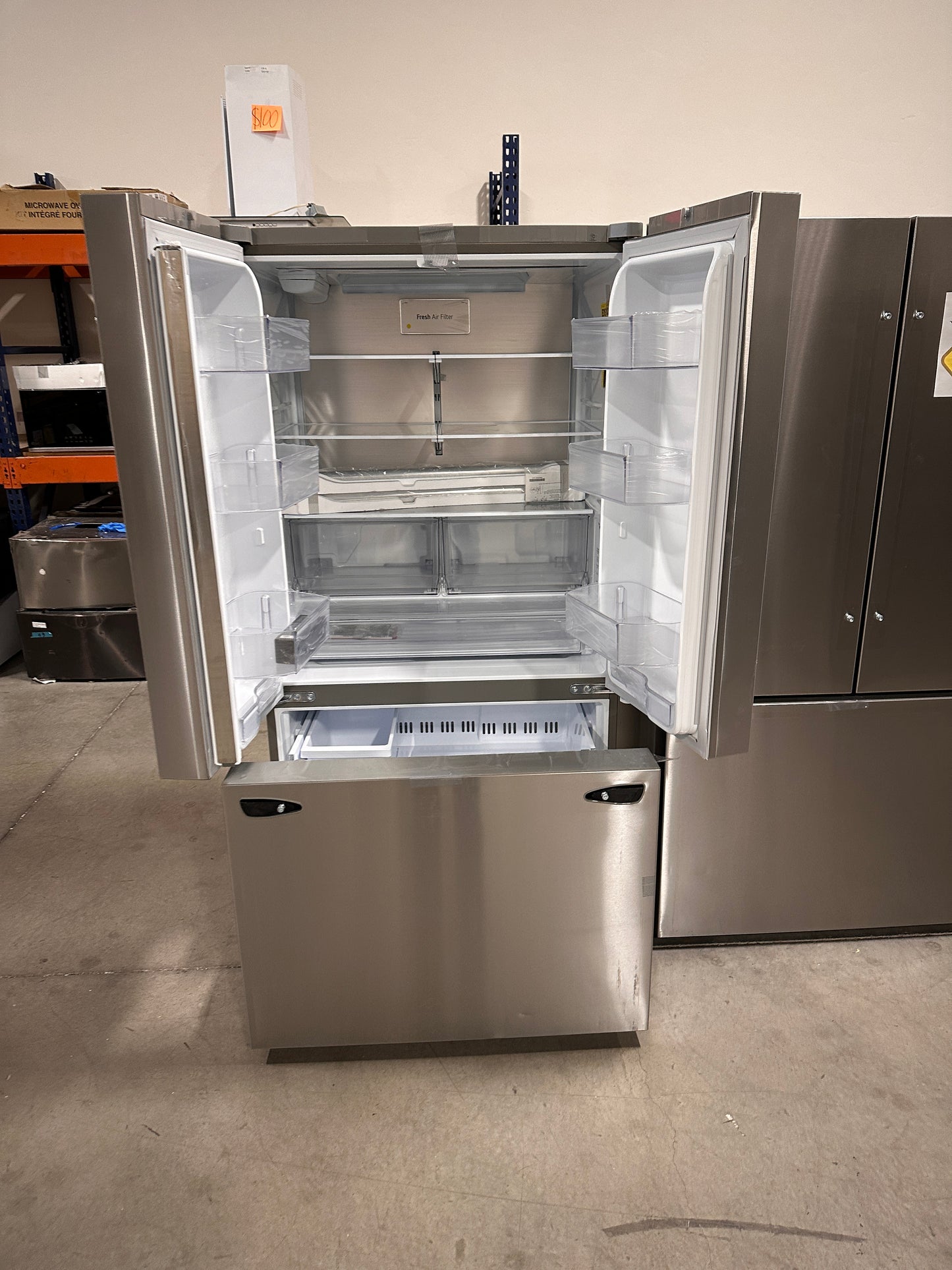 New 27 Cu. Ft. Smart Counter-Depth MAX French Door Refrigerator LG Model: LRFLC2706S REF13611