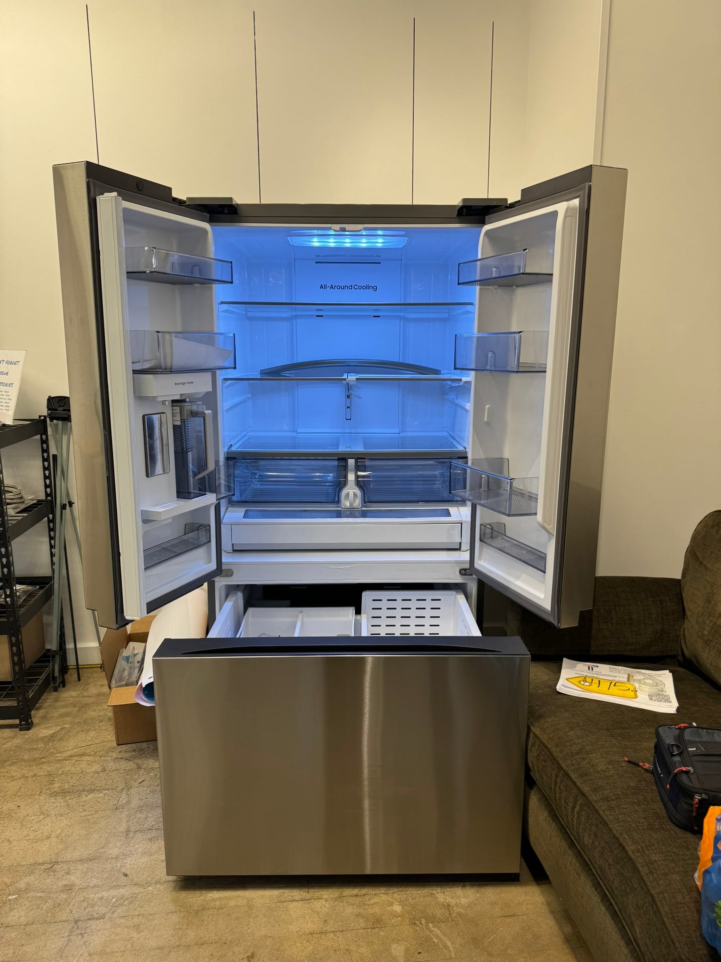 SAMSUNG SMART STANDARD DEPTH MEGA CAPACITY REFRIGERATOR MODEL: RF32CG5300SR  REF10387R