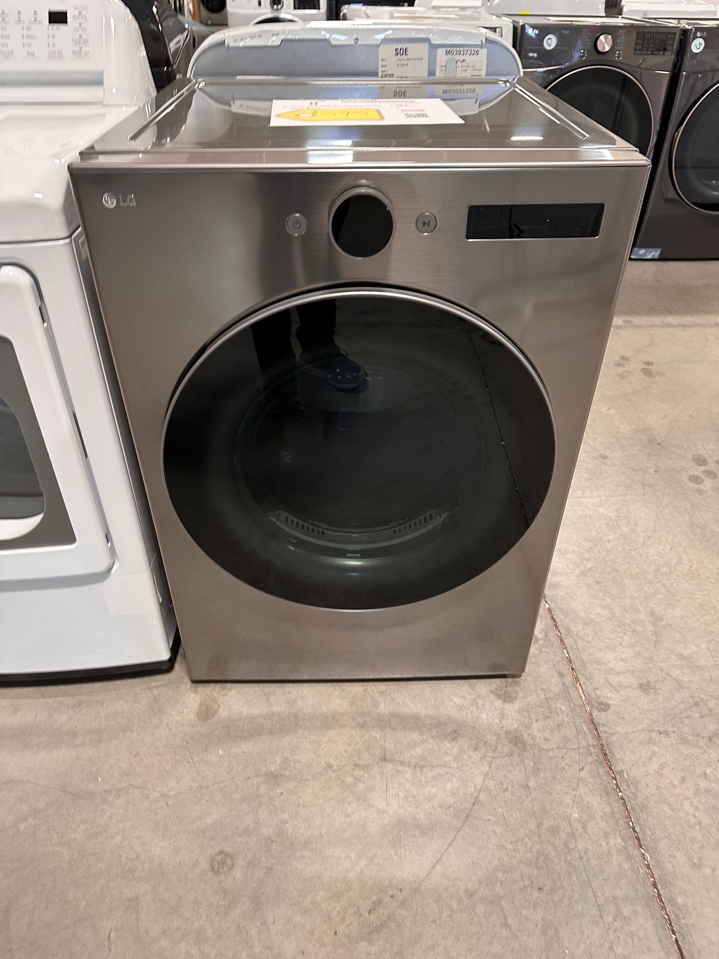 LG - 7.4 Cu. Ft. Smart Electric Dryer with Steam and Sensor Dry -  Model: DLEX5500V DRY12848