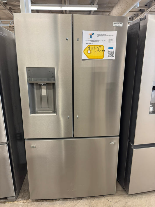 NEW! Frigidaire Gallery 27.8 Cu Ft French Door Refrigerator  MODEL: GRFS2853AF  REF10411R