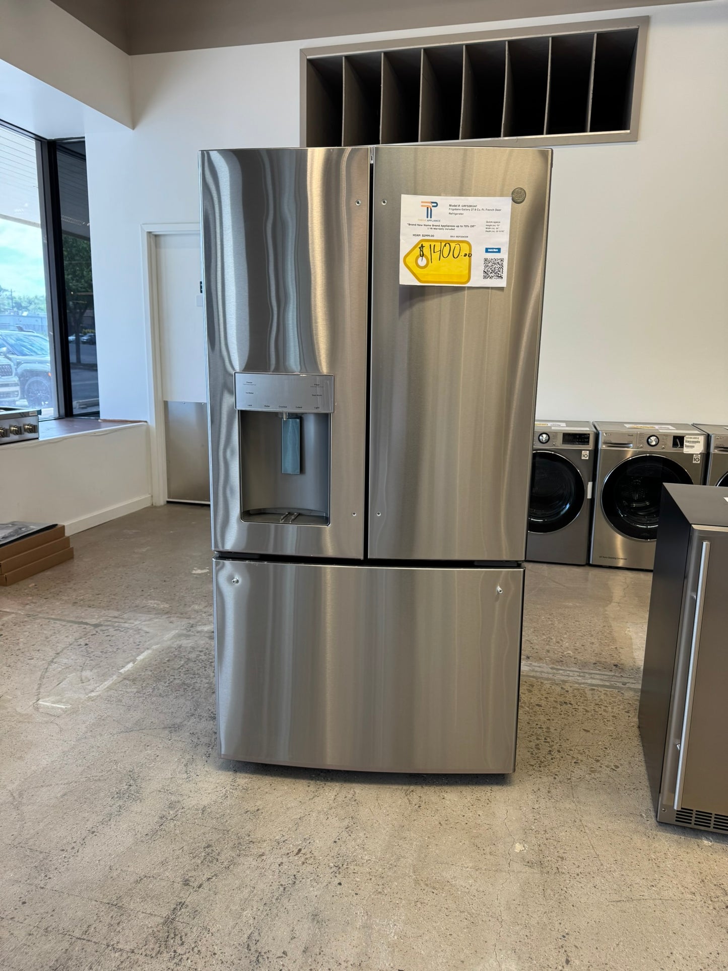 BRAND NEW Frigidaire Gallery 27.8 Cu Ft French Door Refrigerator  MODEL: GRFS2853AF  REF10435R