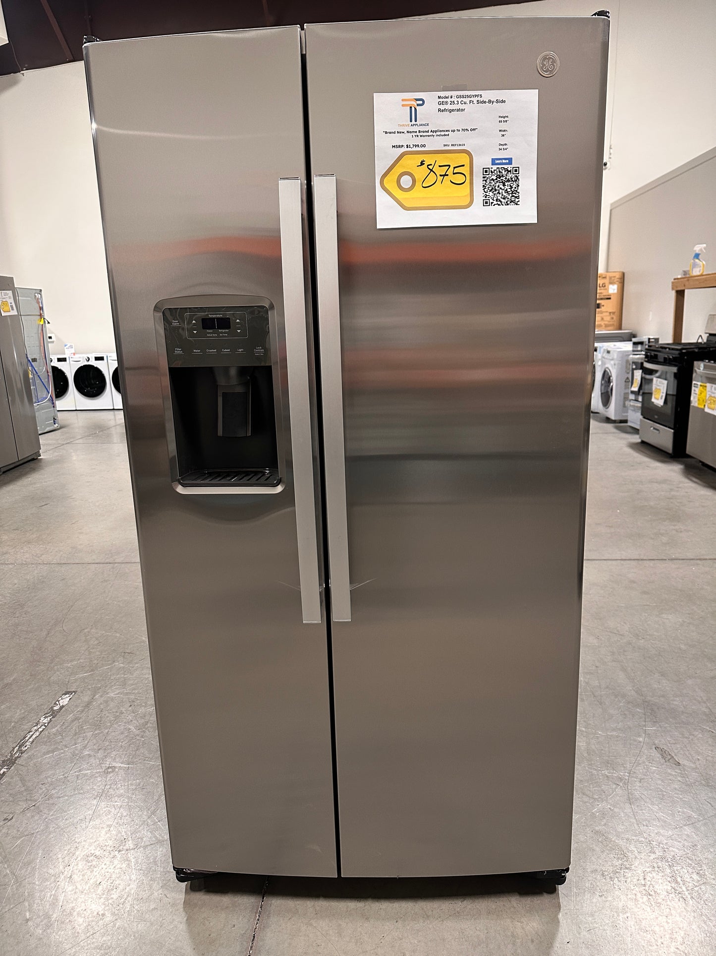 BRAND NEW GE 25.3 Cu. Ft. Side-By-Side Refrigerator Model: GSS25GYPFS REF13615