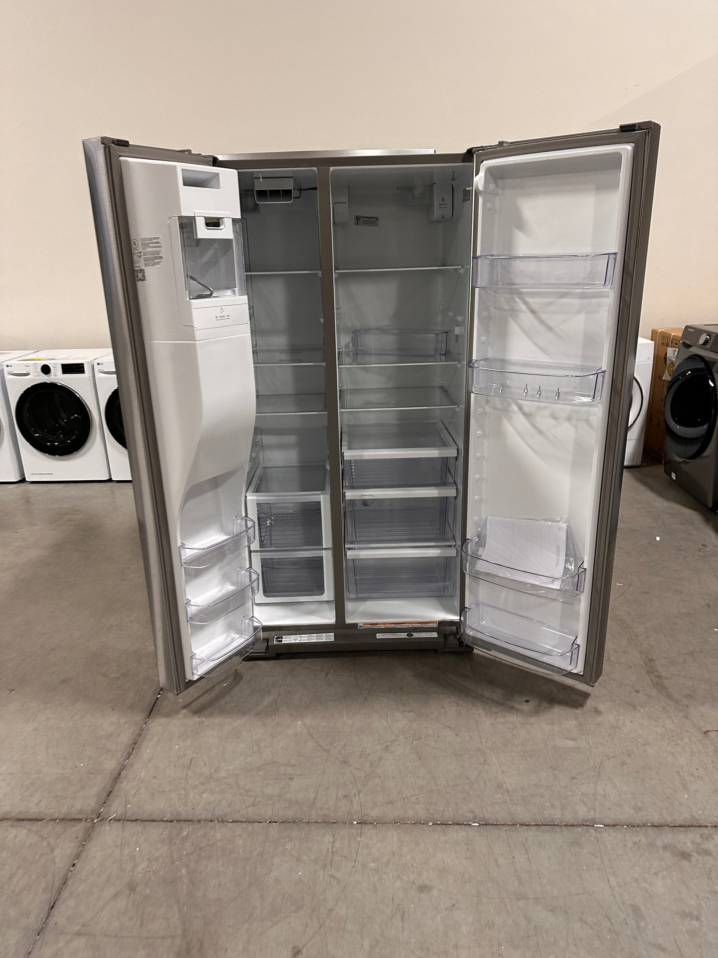 GORGEOUS NEW Whirlpool 36-inch Wide Side-by-Side Refrigerator MODEL: WRS588FIHZ REF13664