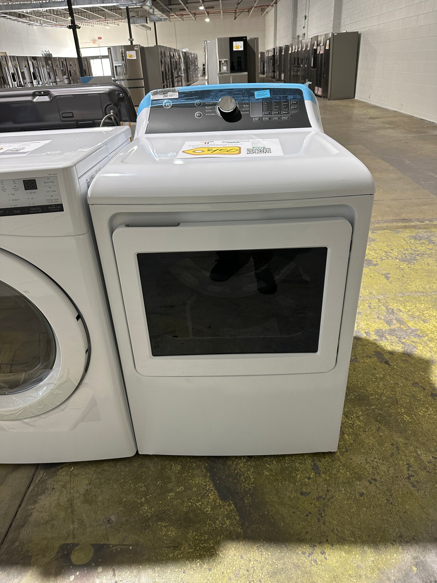 GE 7.4 Cu. Ft. Capacity with Sensor Dry Electric Dryer  MODEL: GTD58GBSVOWS  DRY13159S